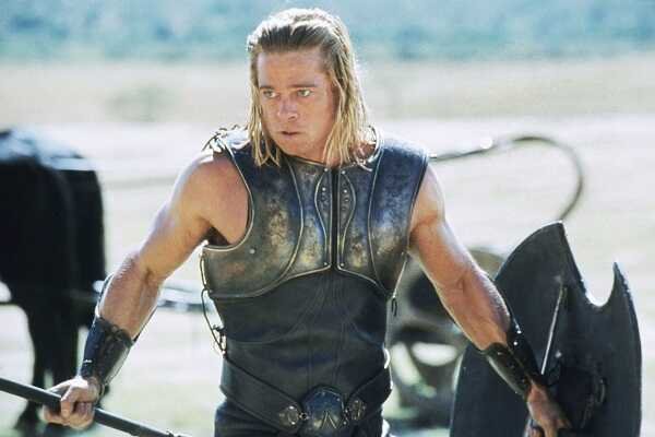Troy Truva filminde Achilles karakteri ile buyuk begeni toplayan Brad Pitt